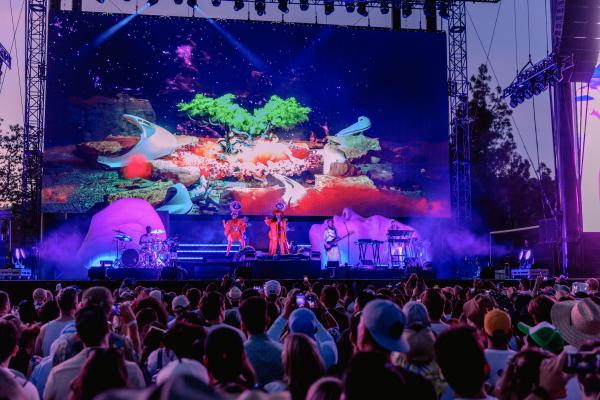 EMPIRE OF THE SUN MATT BLAKE 2688