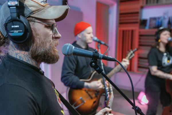 THE DEVIL MAKES THREE 25