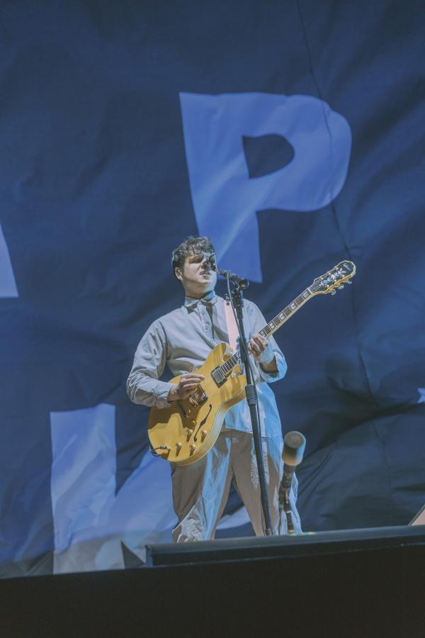 VAMPIRE WEEKEND 2868